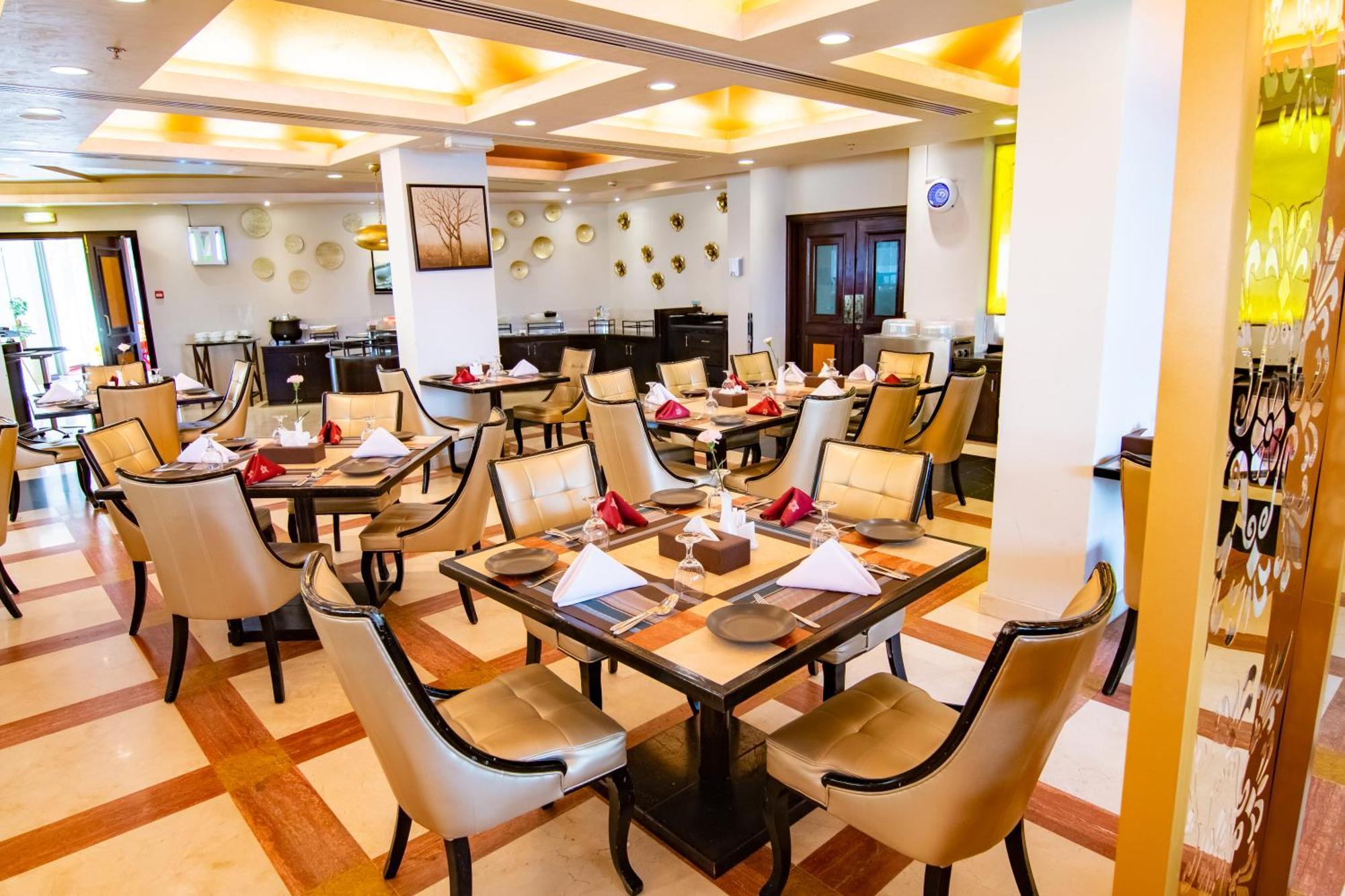 Garden Hotel 3*